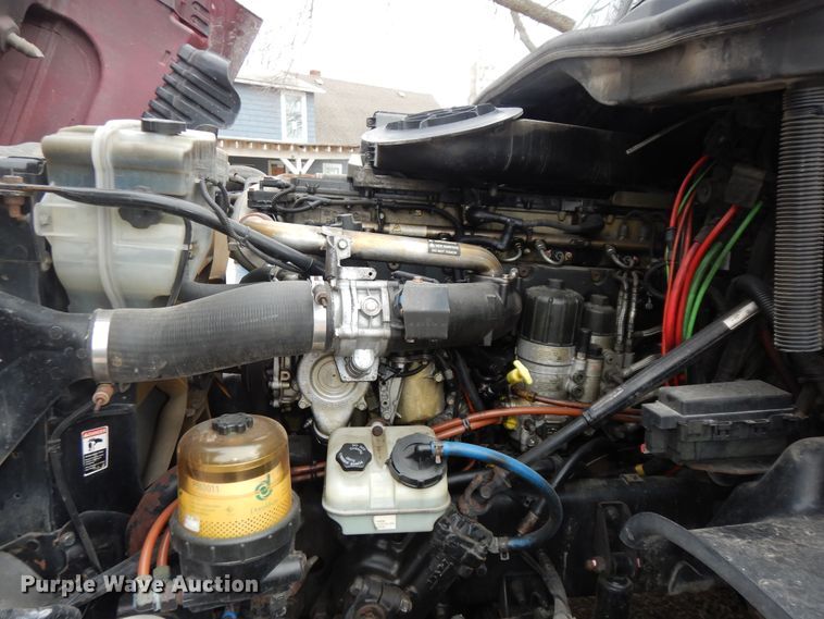 image for item DK7677 2012 Freightliner Cascadia  semi truck