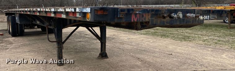 image for item DL7041 1988 Utility  flatbed trailer