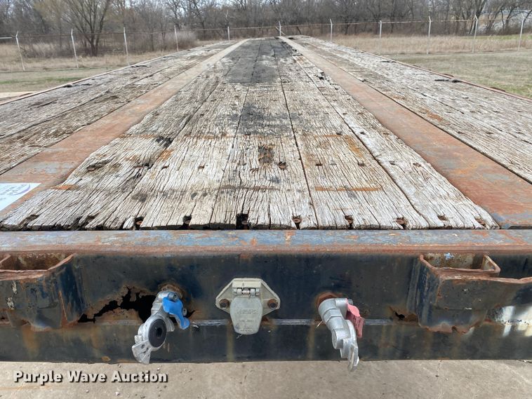 image for item DL7041 1988 Utility  flatbed trailer