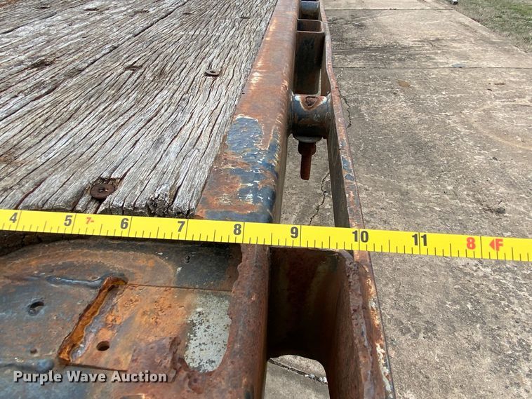 image for item DL7041 1988 Utility  flatbed trailer