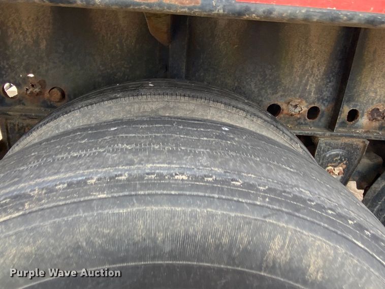 image for item DL7041 1988 Utility  flatbed trailer