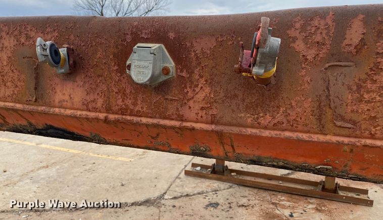 image for item DL7042 1982 Aztec  flatbed trailer