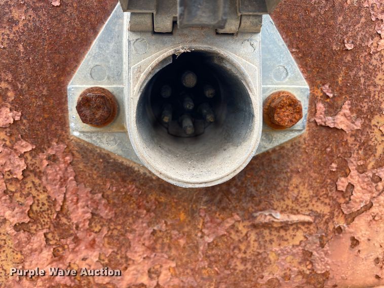 image for item DL7042 1982 Aztec  flatbed trailer