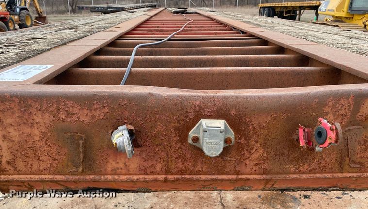 image for item DL7042 1982 Aztec  flatbed trailer