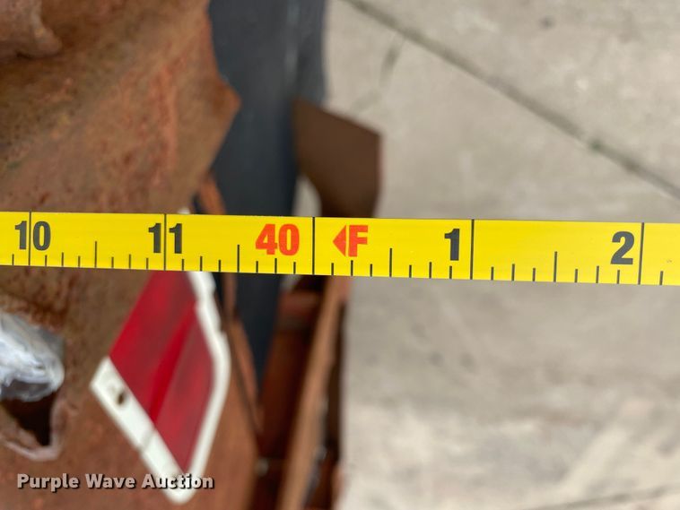 image for item DL7042 1982 Aztec  flatbed trailer