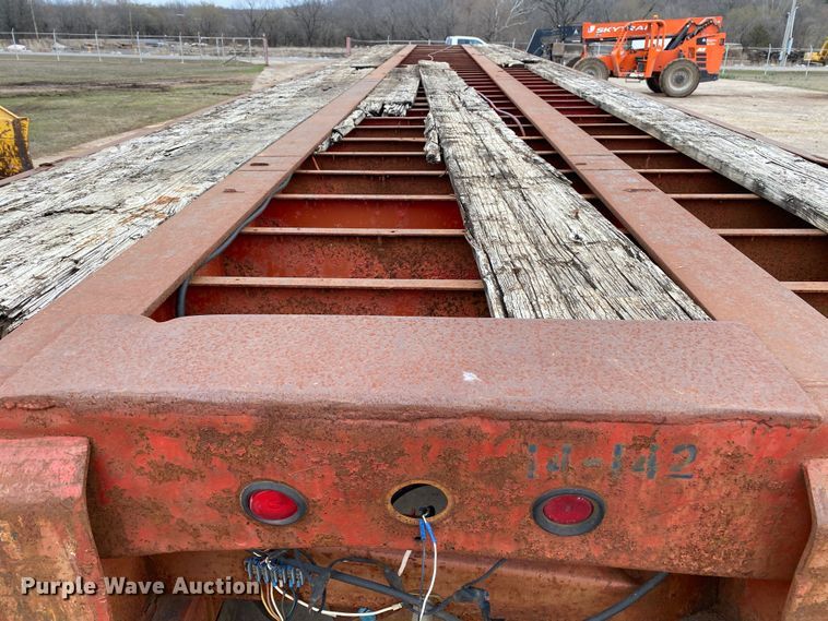 image for item DL7042 1982 Aztec  flatbed trailer