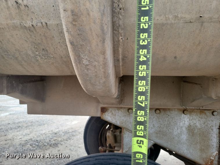 image for item DM2559 1974 Fruehauf  end dump trailer