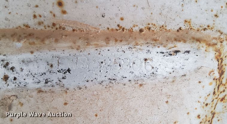 image for item DM2559 1974 Fruehauf  end dump trailer