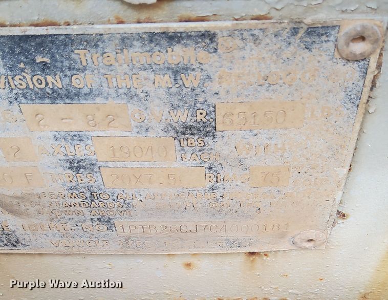 image for item DM2560 1982 Trailmobile  pneumatic dry bulk trailer