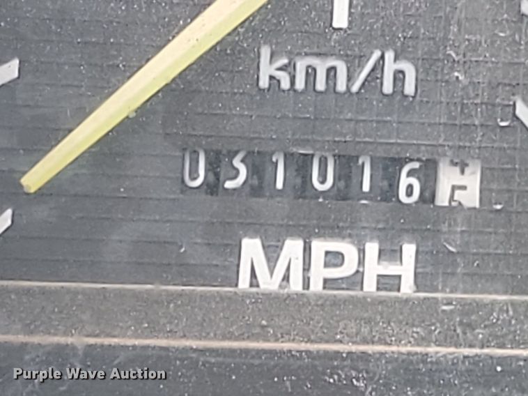 image for item DM2561 1988 Ford FT900F  crane truck