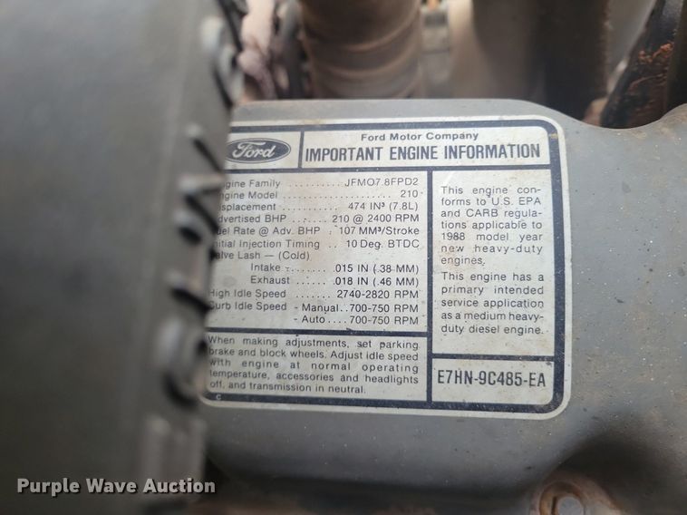 image for item DM2561 1988 Ford FT900F  crane truck