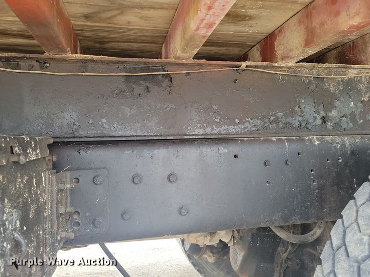 image for item DM2561 1988 Ford FT900F  crane truck