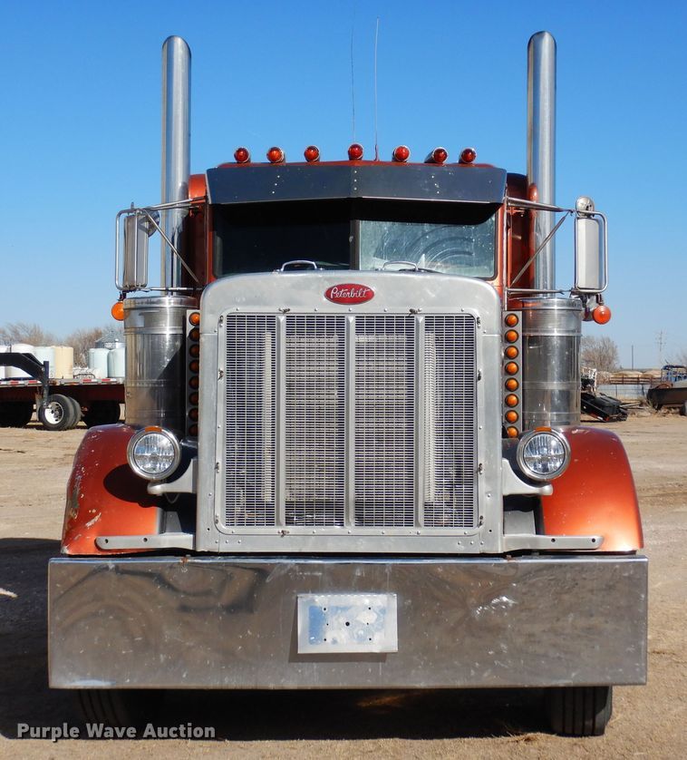 image for item DN6279 1991 Peterbilt 379  semi truck