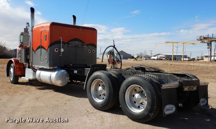 image for item DN6279 1991 Peterbilt 379  semi truck