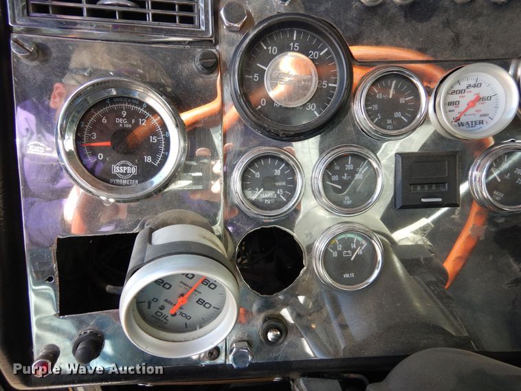 image for item DN6279 1991 Peterbilt 379  semi truck