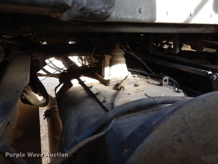 image for item DN6279 1991 Peterbilt 379  semi truck