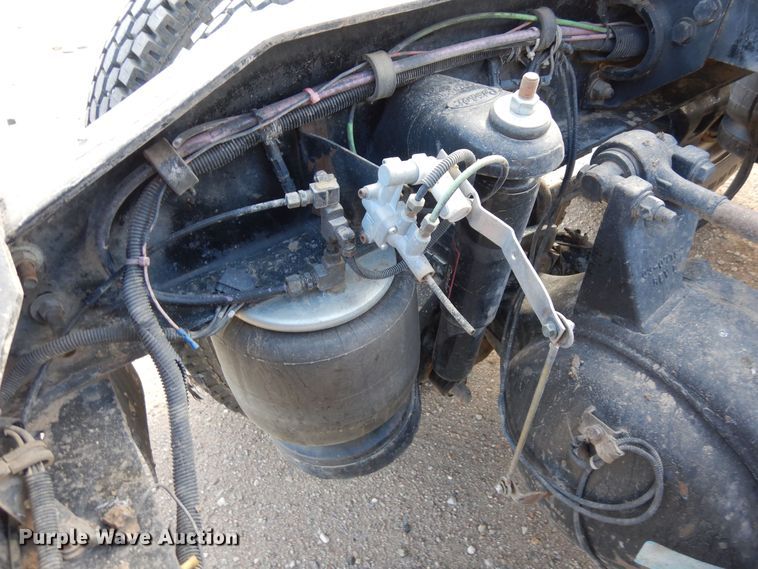 image for item DN6279 1991 Peterbilt 379  semi truck