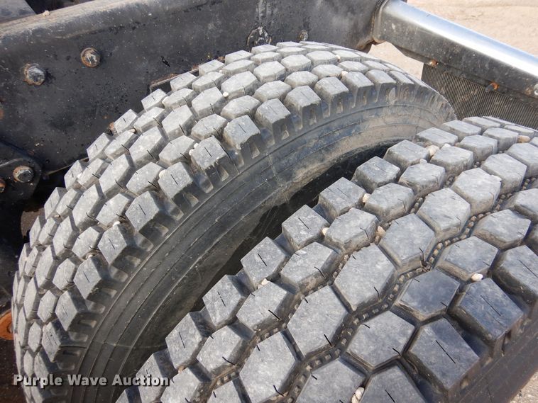 image for item DN6279 1991 Peterbilt 379  semi truck