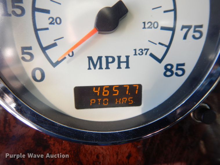 image for item DN6289 2006 International 9400i  semi truck