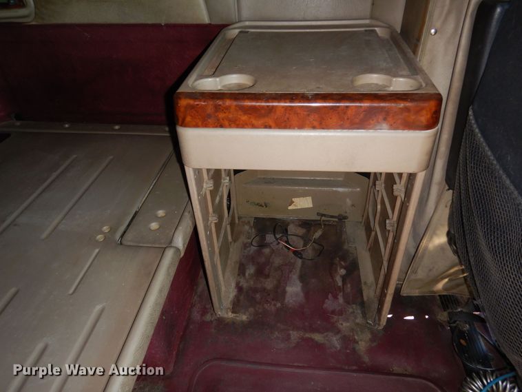 image for item DN6289 2006 International 9400i  semi truck