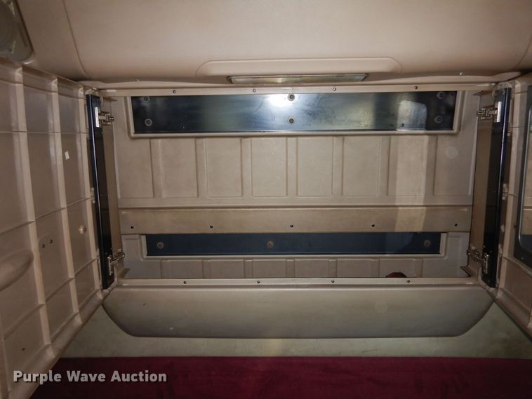 image for item DN6289 2006 International 9400i  semi truck