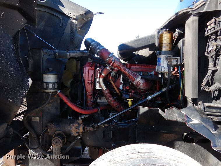 image for item DN6289 2006 International 9400i  semi truck