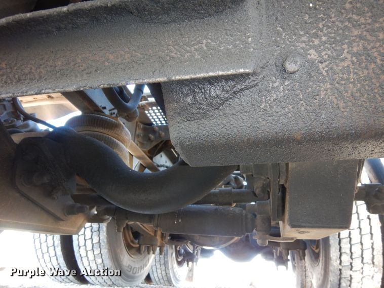 image for item DN6289 2006 International 9400i  semi truck