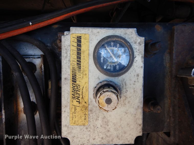 image for item DN6289 2006 International 9400i  semi truck