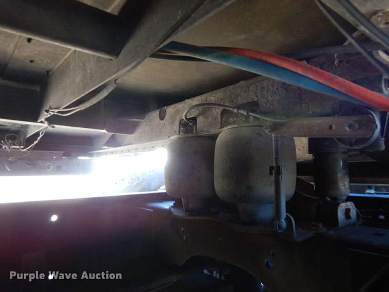 image for item DN6289 2006 International 9400i  semi truck