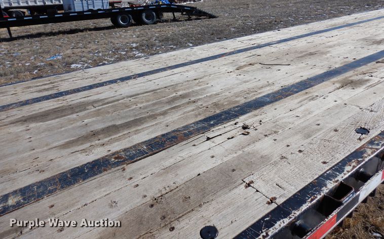 image for item DN6290 2005 Transcraft DTL-2100  drop deck equipment trailer