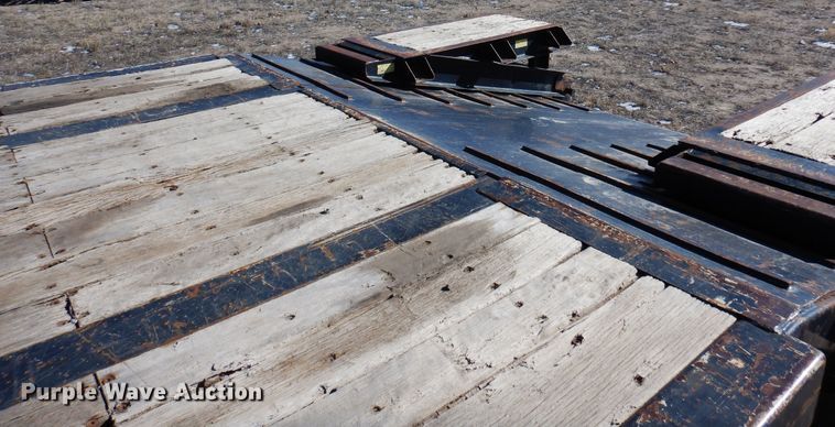 image for item DN6290 2005 Transcraft DTL-2100  drop deck equipment trailer