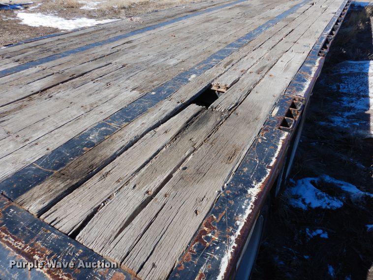 image for item DN6290 2005 Transcraft DTL-2100  drop deck equipment trailer