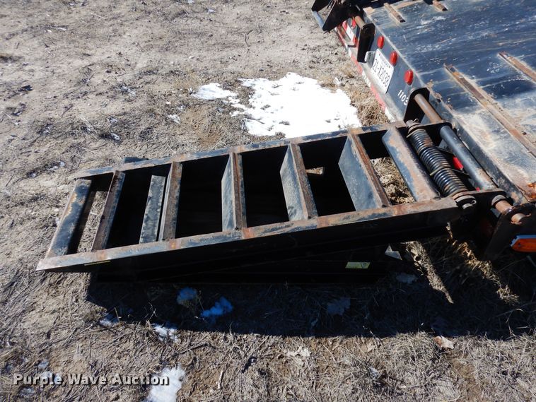 image for item DN6290 2005 Transcraft DTL-2100  drop deck equipment trailer