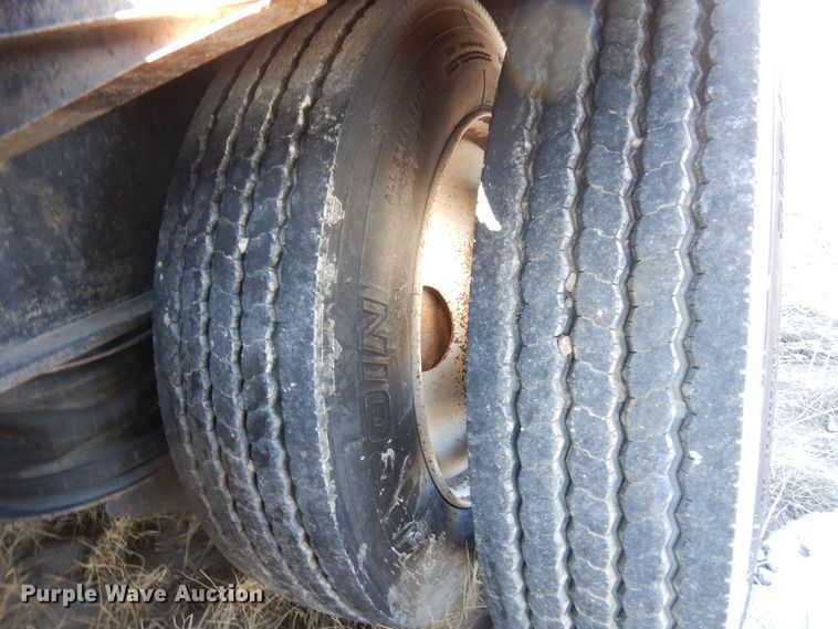 image for item DN6290 2005 Transcraft DTL-2100  drop deck equipment trailer