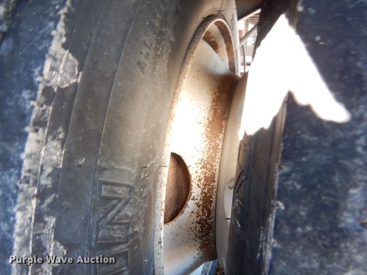 image for item DN6290 2005 Transcraft DTL-2100  drop deck equipment trailer