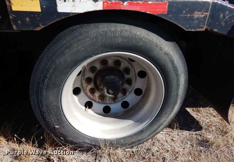 image for item DN6290 2005 Transcraft DTL-2100  drop deck equipment trailer