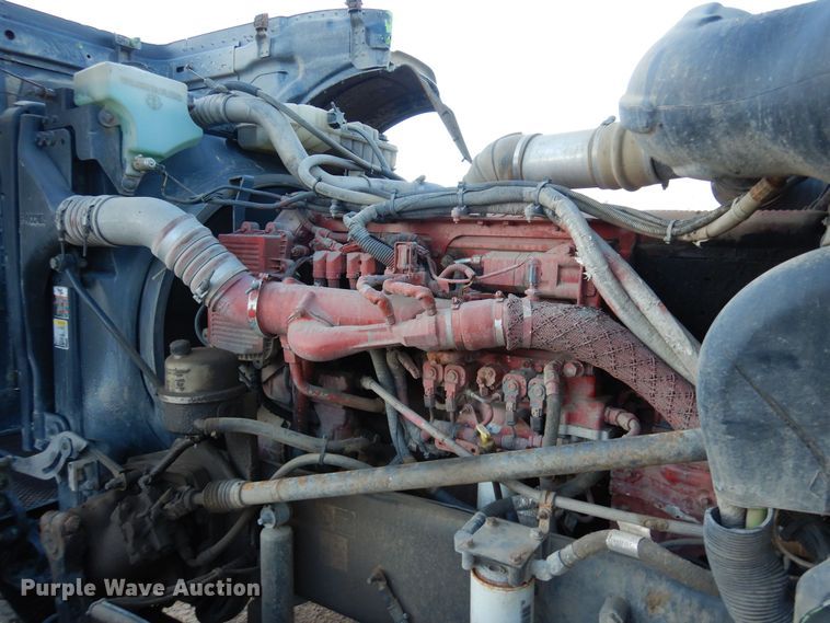 image for item DN6302 2010 Peterbilt  389 winch truck