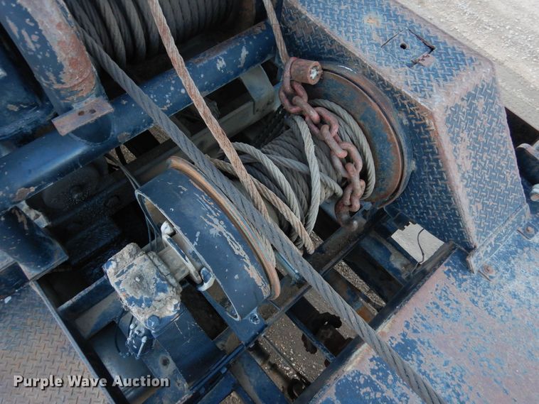 image for item DN6302 2010 Peterbilt  389 winch truck