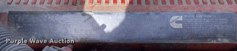 image for item DN8198 2005 International 9900ix  semi truck