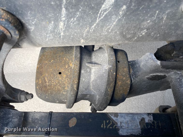 image for item DN8198 2005 International 9900ix  semi truck