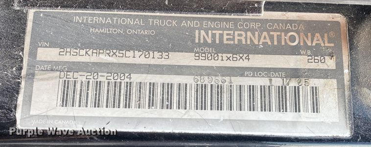 image for item DN8198 2005 International 9900ix  semi truck