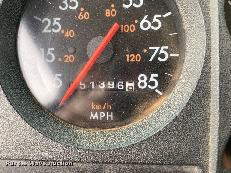 image for item DN8203 1999 Freightliner FL112  semi truck