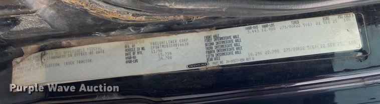 image for item DN8203 1999 Freightliner FL112  semi truck