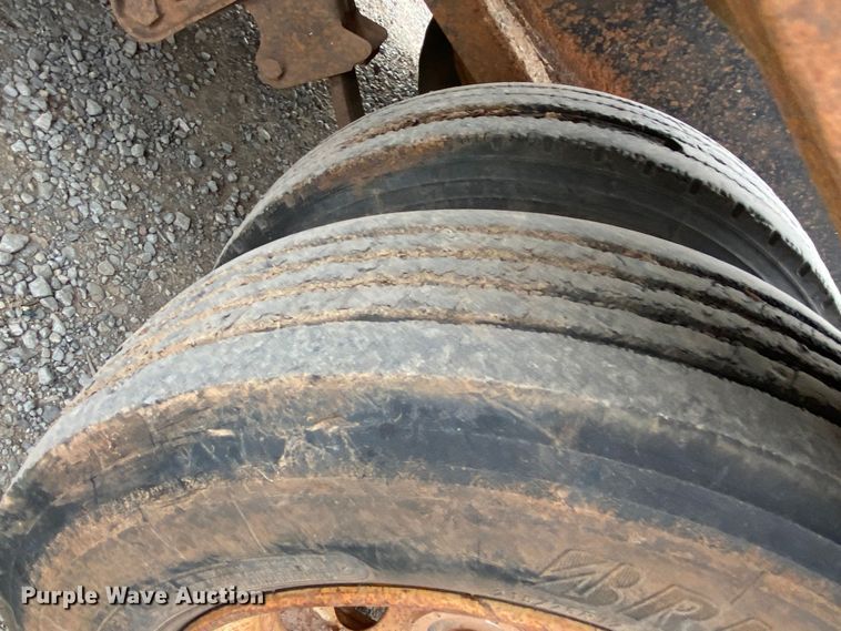 image for item DN8204 2006 Overbilt  drop deck equipment trailer