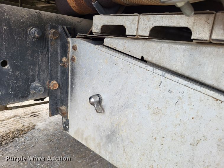 image for item DO3579 1989 Freightliner FLD  semi truck