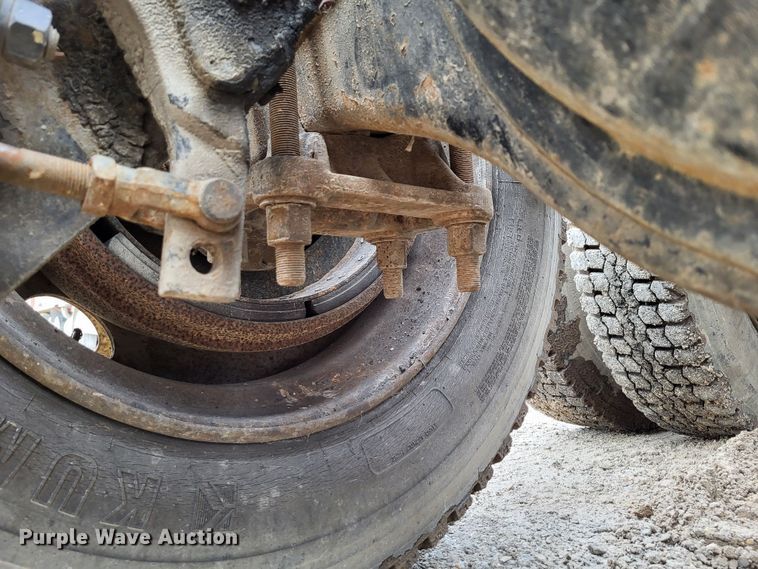 image for item DO3579 1989 Freightliner FLD  semi truck