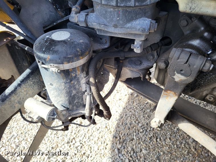 image for item DO3582 2013 Freightliner Cascadia semi truck