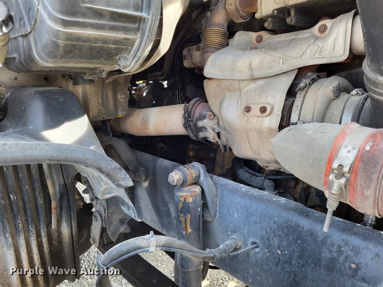 image for item DO3582 2013 Freightliner Cascadia semi truck