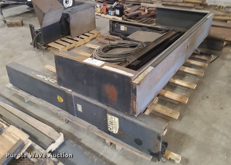 image for item DO3801 2013 Leyman FXD68PDD-8684RR  end gate lift