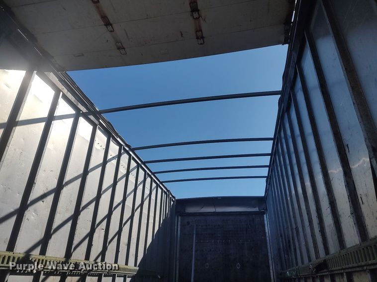 image for item DO3824 2002 International 4300  box truck